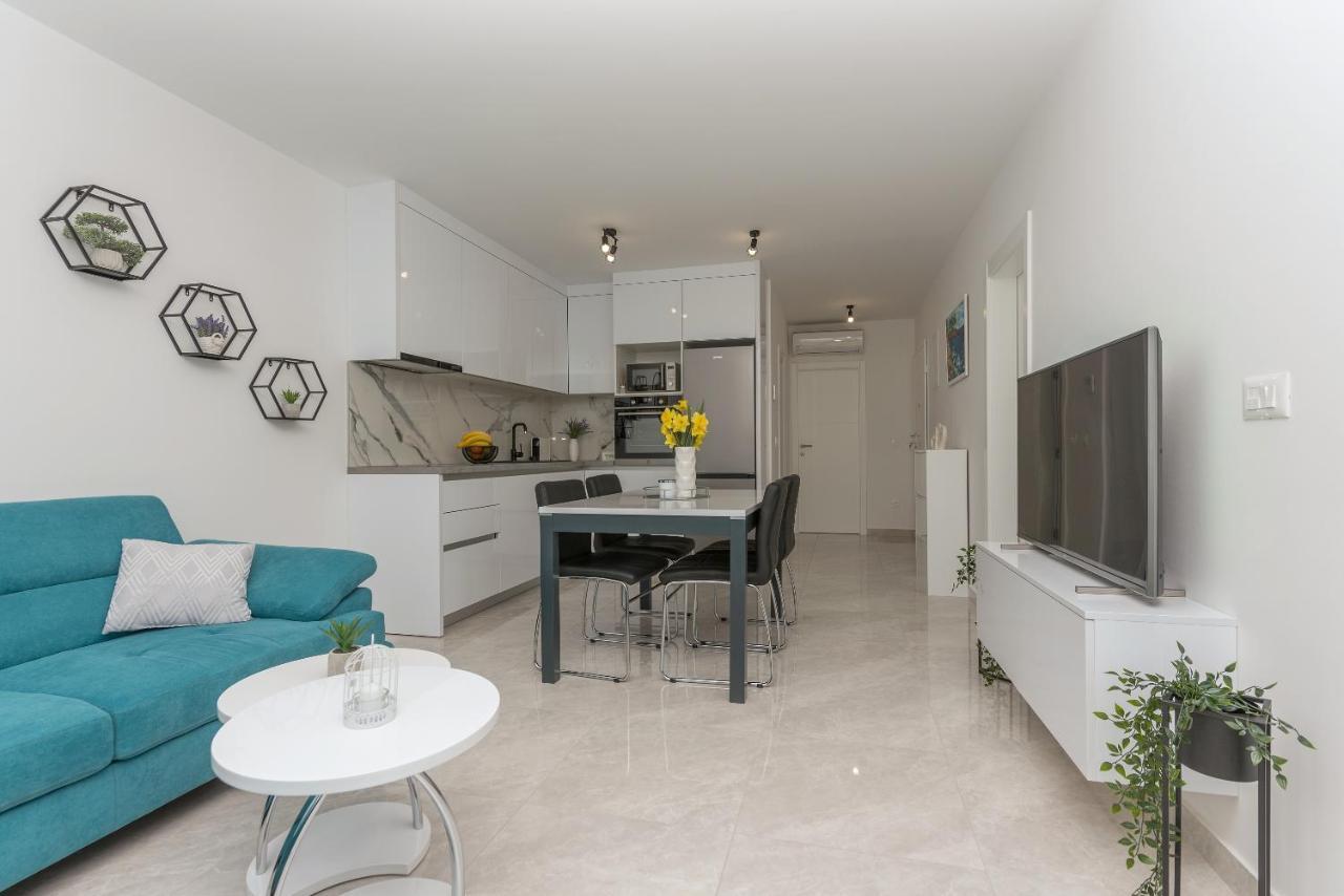 Apartment Ema Makarska Exterior photo