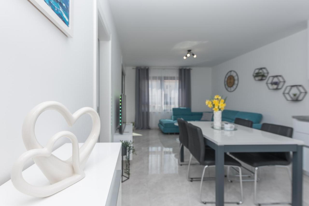 Apartment Ema Makarska Exterior photo