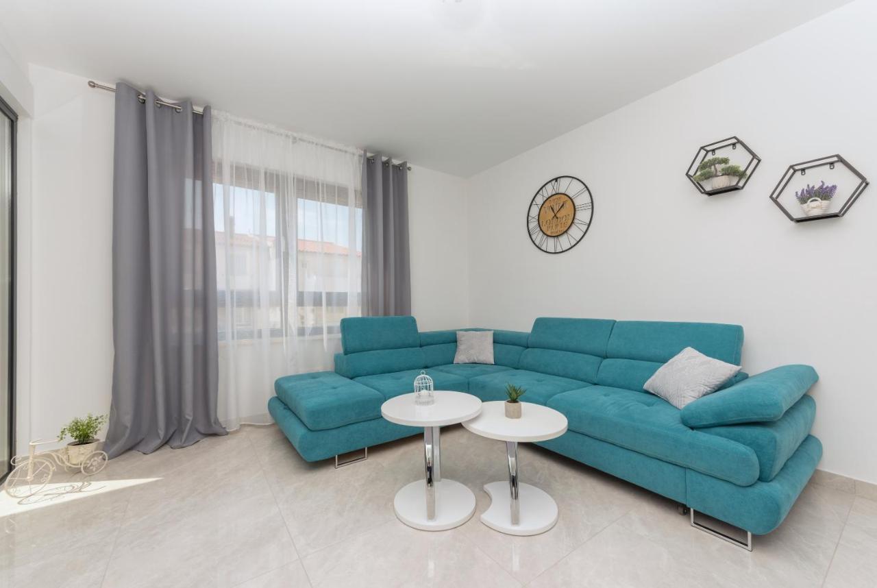 Apartment Ema Makarska Exterior photo