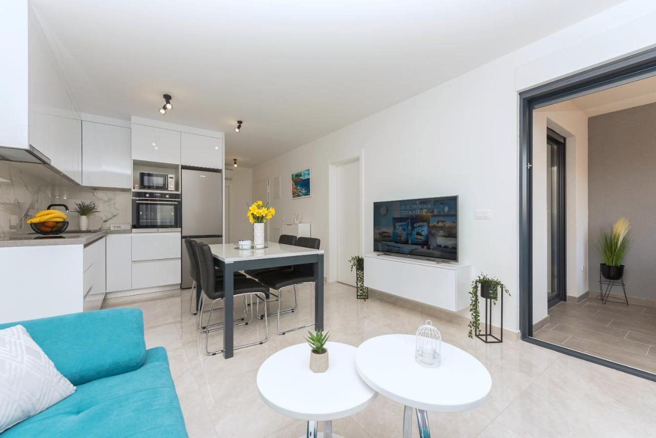 Apartment Ema Makarska Exterior photo